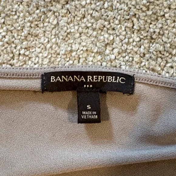 Y2K Banana Republic Taupe Font Tie 3/4 Sleeve Women's Blouse. Size Small - Picture 3 of 6